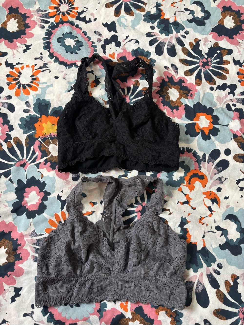 ✨ Bralette bundle ✨ - Picture 2 of 8